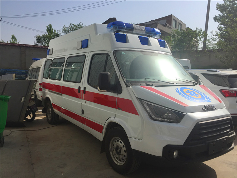 江鈴特順救護(hù)車(chē)長(zhǎng)軸高頂(國(guó)五)圖片3
