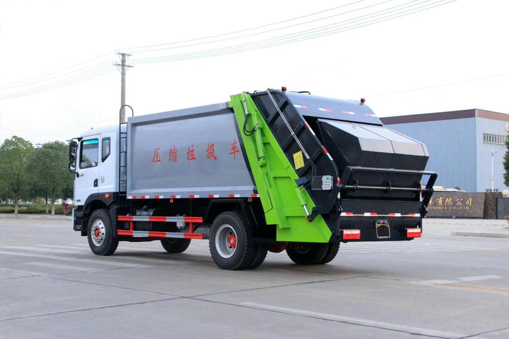 新品國(guó)六東風(fēng)D9壓縮垃圾車(chē)圖片3