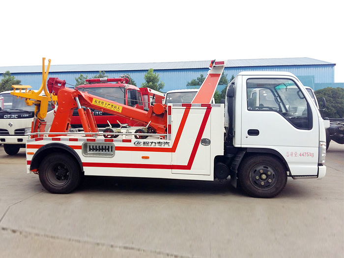 五十鈴?fù)系踹B體藍(lán)牌清障車(chē)圖片3